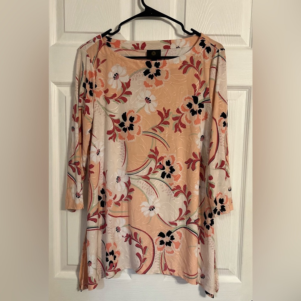 Jm Collection Women’s Size Small Long Sleeve Peach Floral Round Neck Blouse